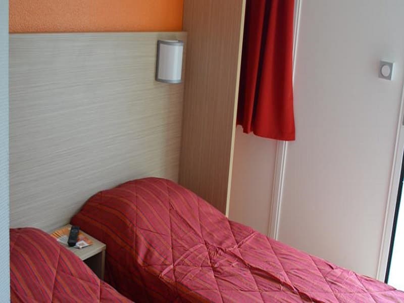 Chambre 2 1ere classe Hôtel Destination Agen