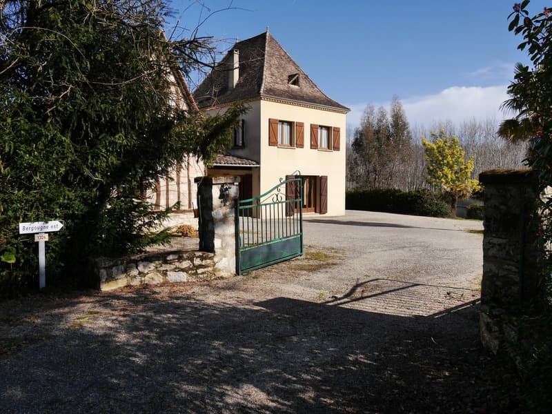 Gîte Bergougne-Est près de la bastide de Villeréal