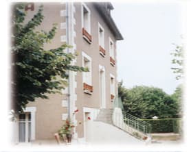 location_la_roche_posay_Segur.jpg_1