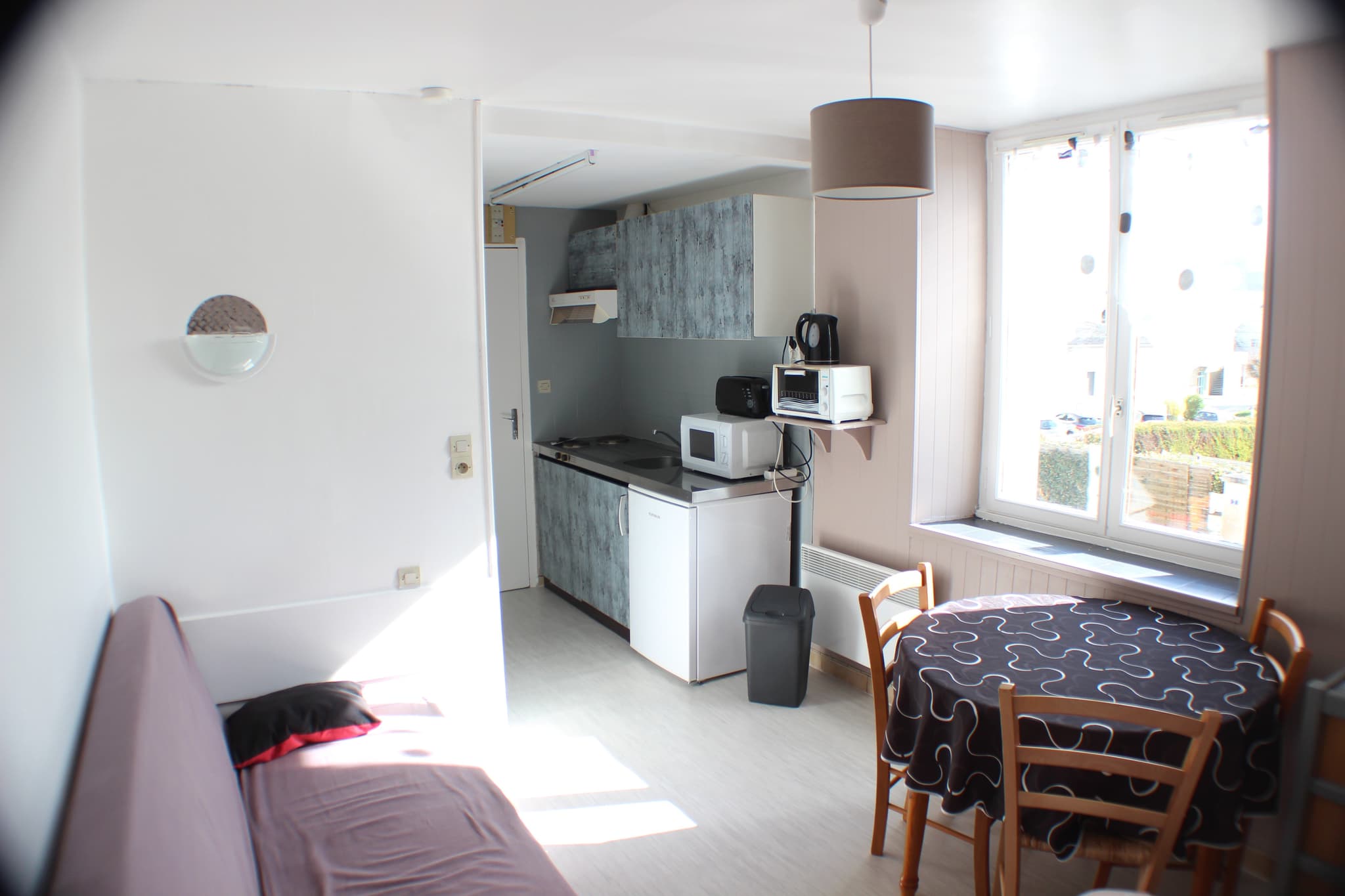 location_la_roche_posay-2-etoiles_Amiliole_85 (2).JPG_2