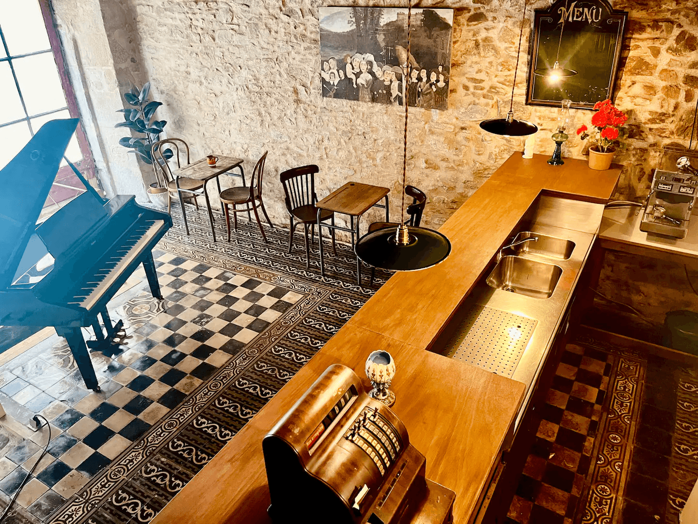 Le Bibelot - Bar