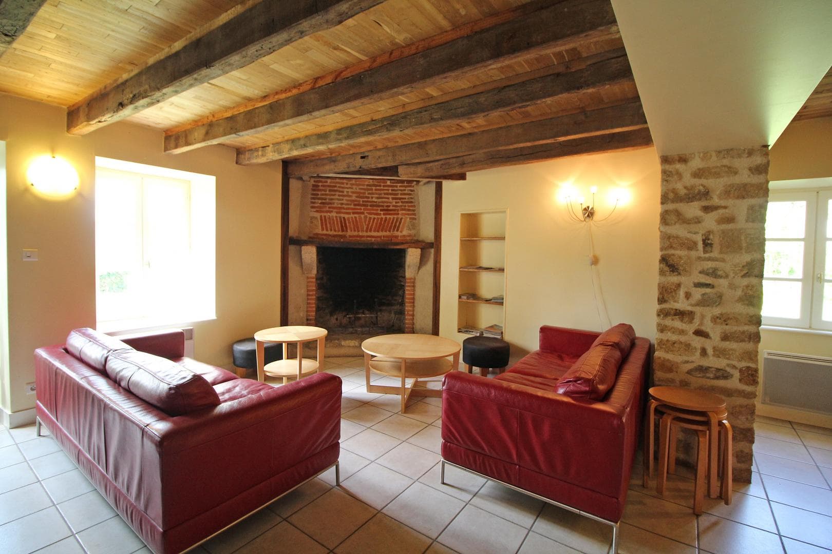 Gite "La Maison De Clémence" à Berneuil en Haute-Vienne (Limousin) - salon_3