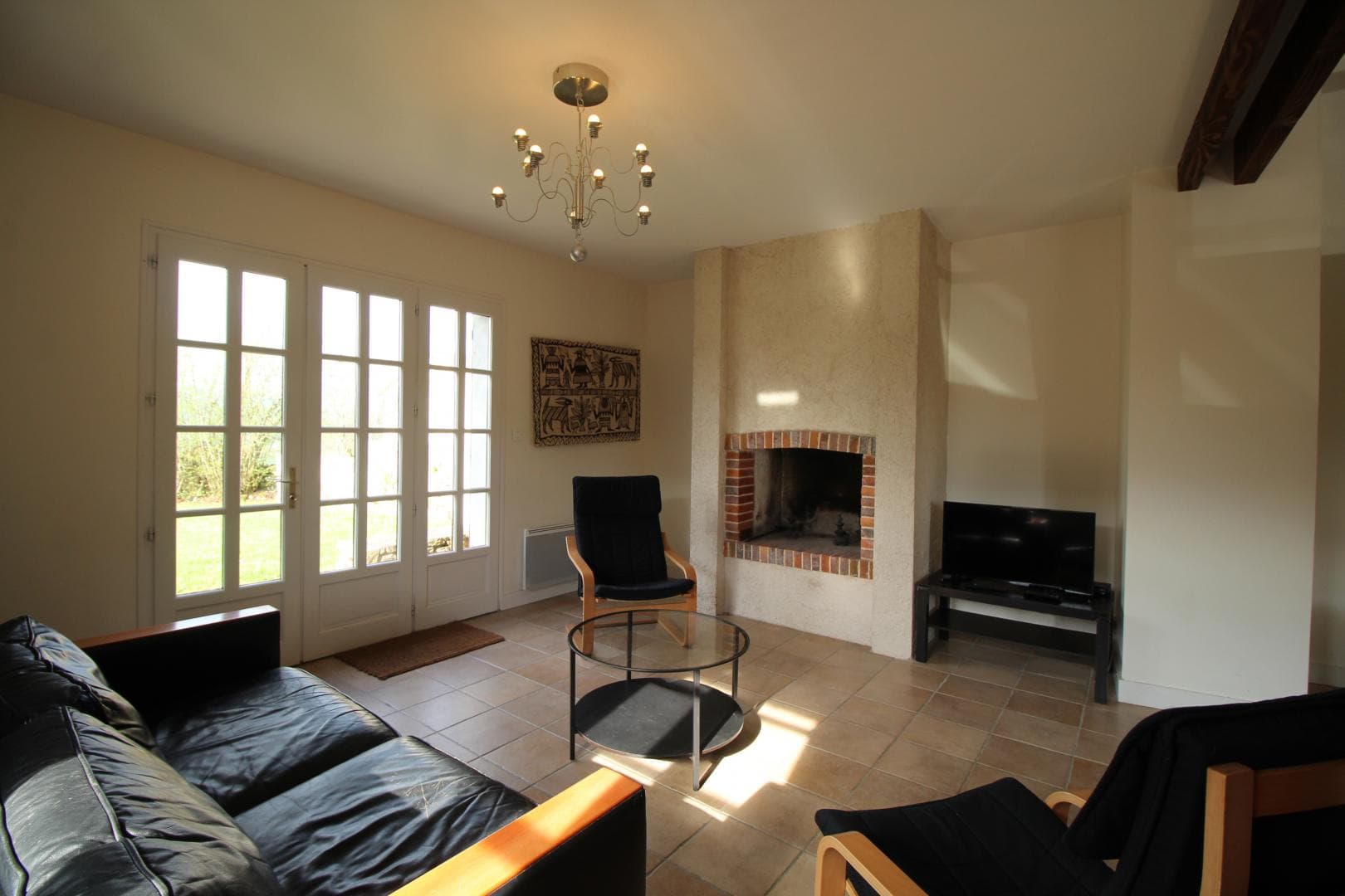 Gite "La Bergerie"à Berneuil en Haute-Vienne(Limousin)- salon_4