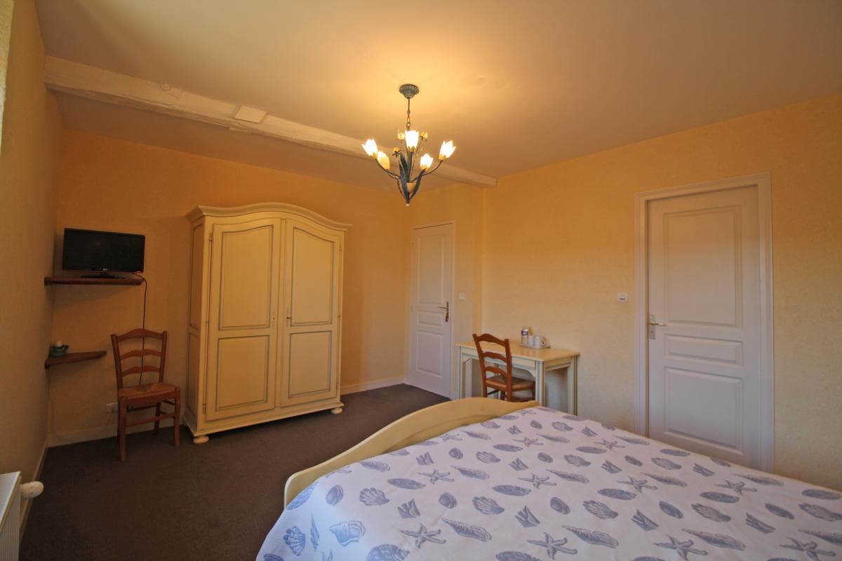 La chambre Mouton à 4 pattes - Ferme de Rouffignac à Blanzac en Haute-Vienne_15
