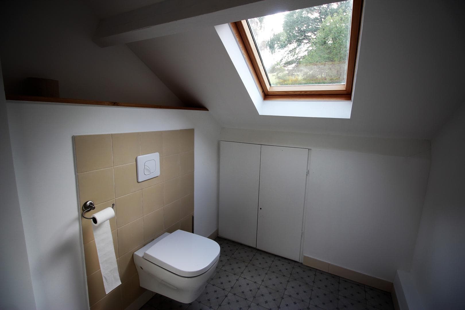 Gîte de Chalendeix en Haute-Vienne, wc indépendant Rouge au 2nd_29