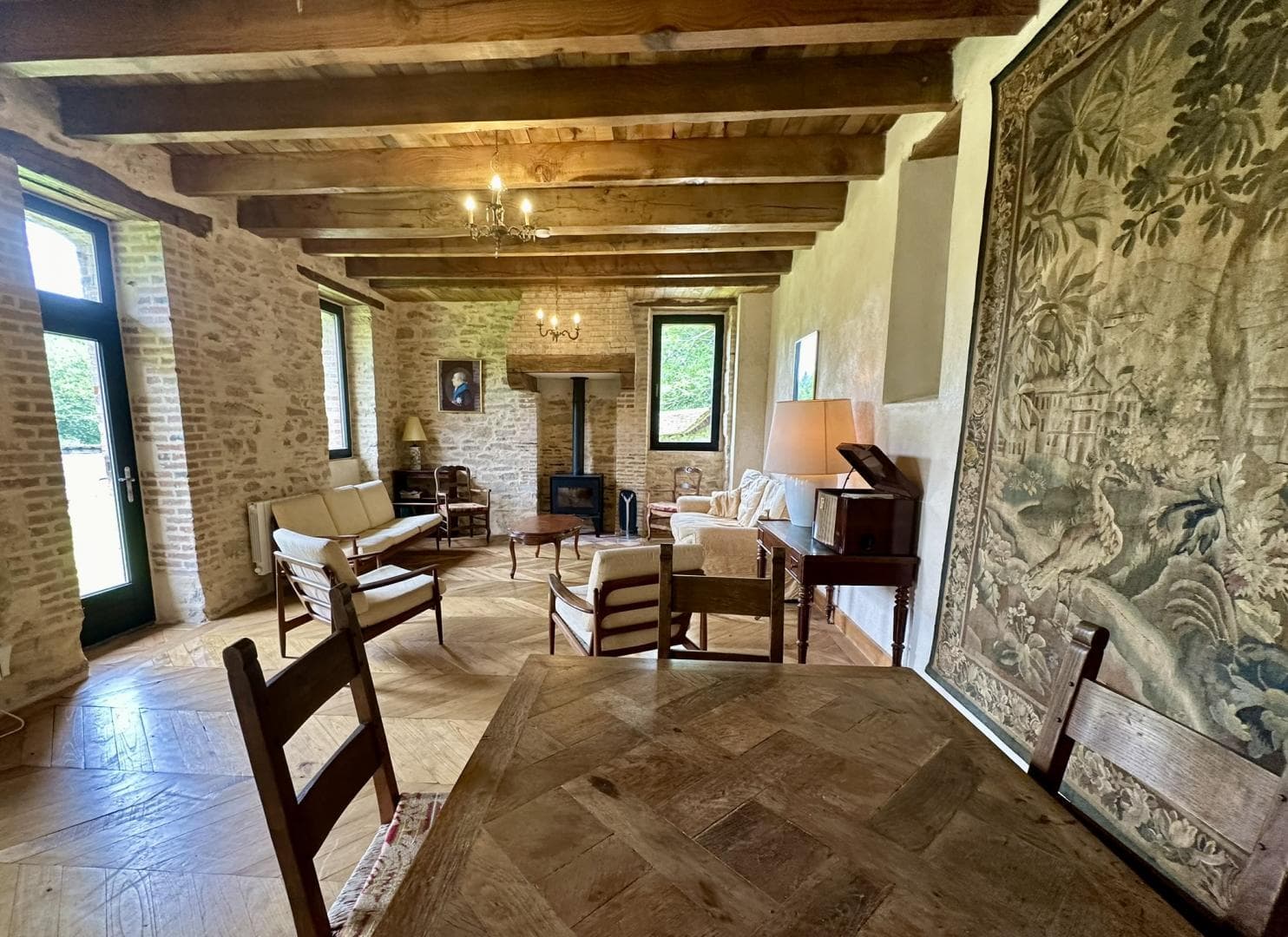 Gite la pommeraie au domaine de Montintin commune de Chateau Chervix en Haute-Vienne_8