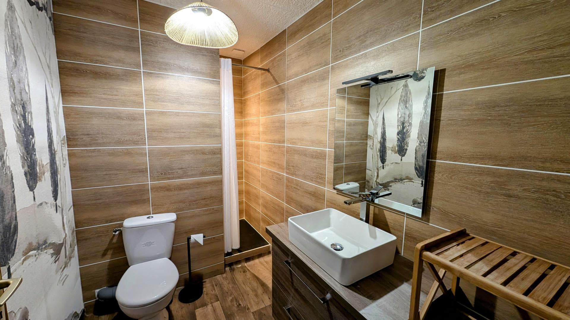 Gite du Clos du Got à Saint Yrieix La Perche en Haute-Vienne - la chambre de l'étage_16