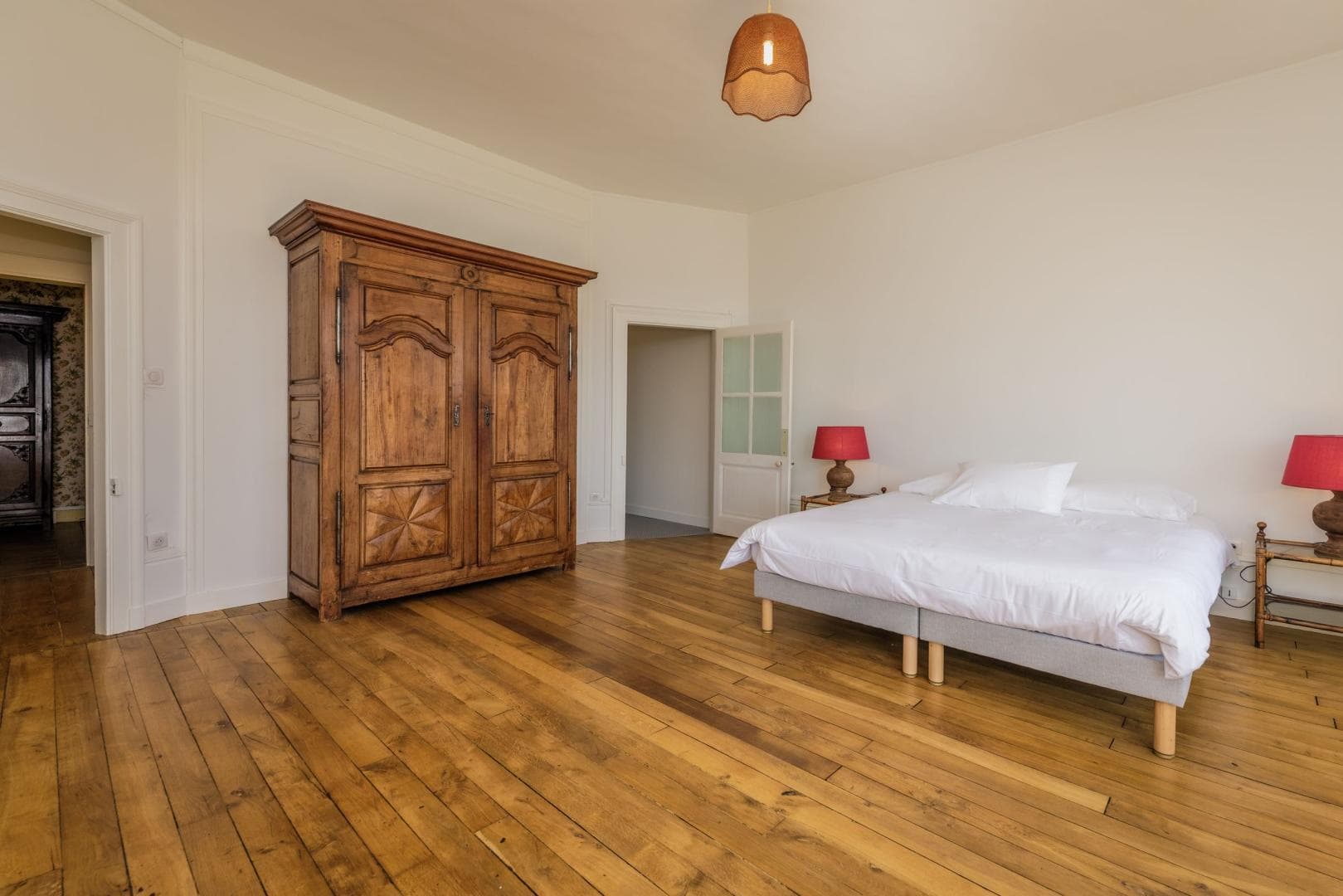 Le Petit Château à Vicq sur Breuilh en Haute-Vienne (Nouvelle Aquitaine) - Chambre Sabourdy_37