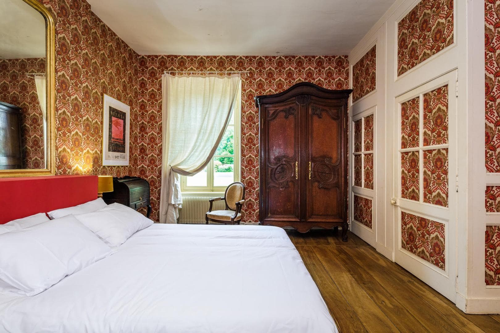 Le Petit Château à Vicq sur Breuilh en Haute-Vienne (Nouvelle Aquitaine) - Chambre Iberia_44