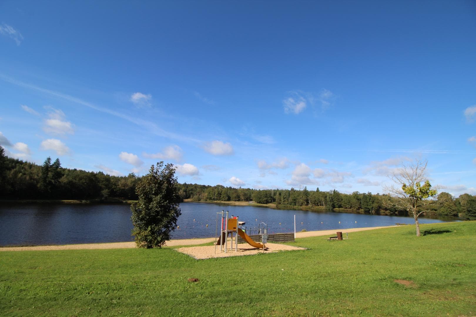Lac de Saint Mathieu en Haute-Vienne (Nouvelle Aquitaine)_26