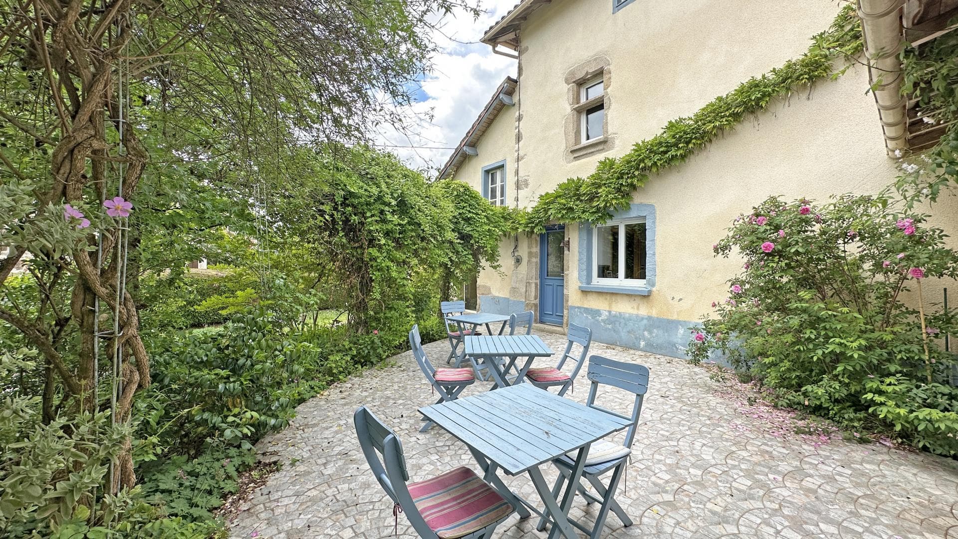 La Maison des couleurs à Saint Brice sur Vienne en Nouvelle Aquitaine (Haute-Vienne)_55