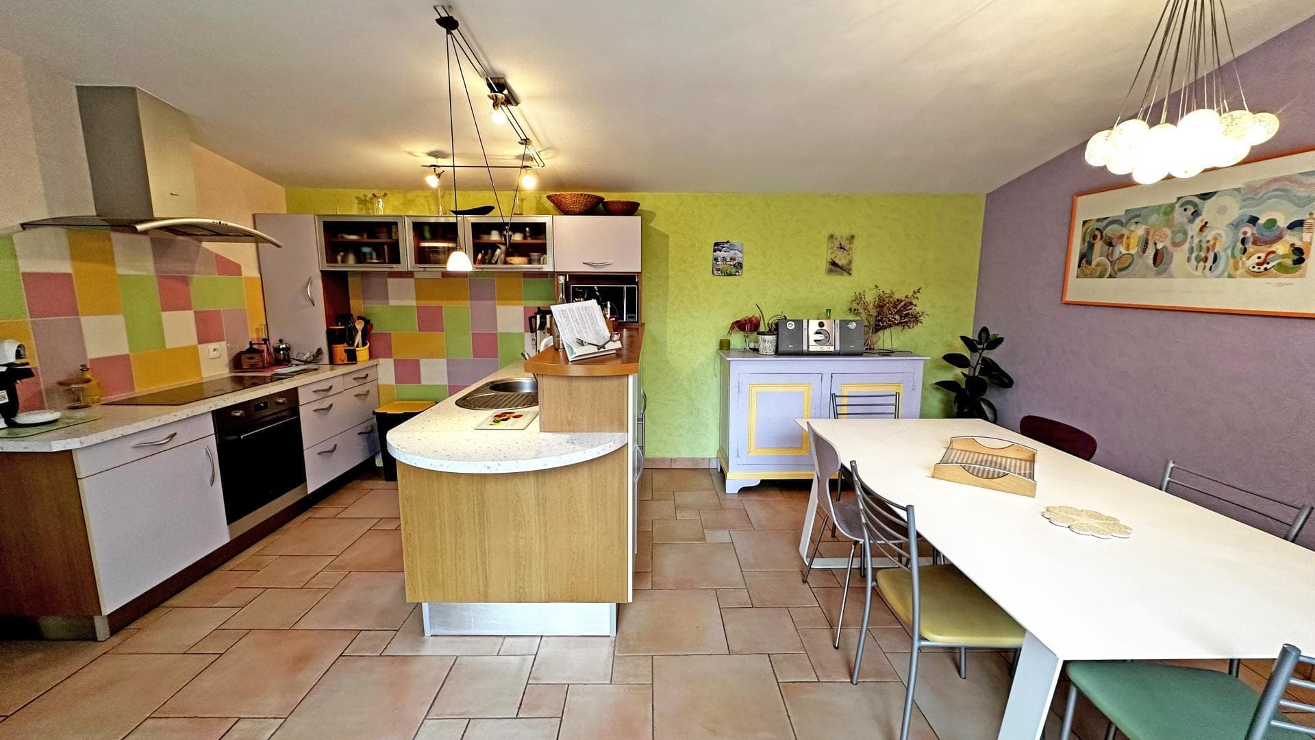 La Maison des couleurs à Saint Brice sur Vienne en Nouvelle Aquitaine (Haute-Vienne)_17