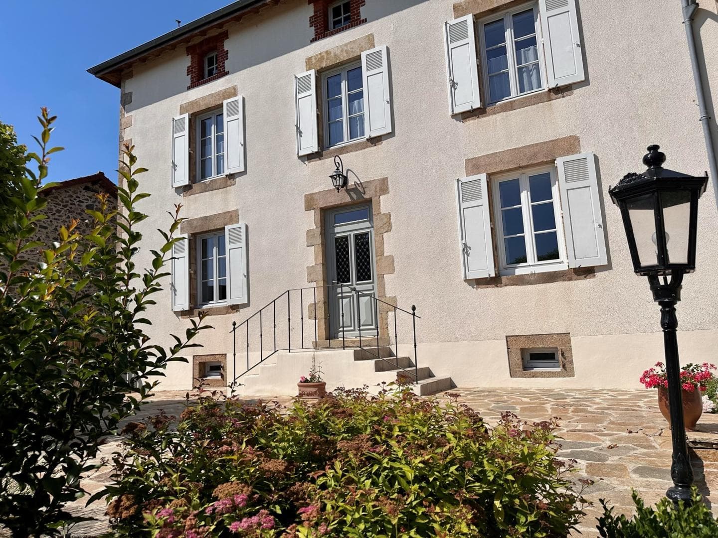 La Maison d'Eugénie à Burgnac en Haute-Vienne (Nouvelle Aquitaine)_40