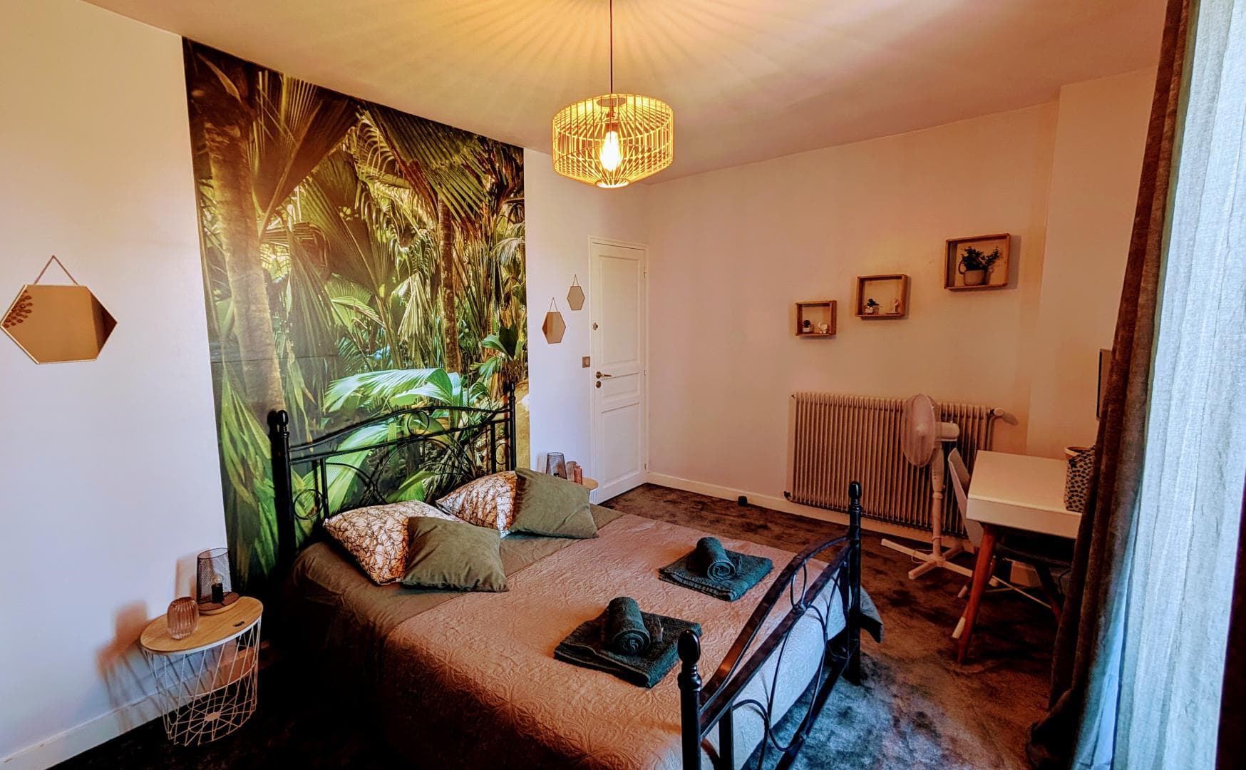 Gîte "Les Eglantiers" commune de Jourgnac en Haute-Vienne (Limousin) - chambre 1er_17