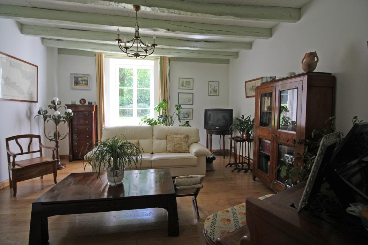 Chambre d'hôtes de la Ferme de la Roche à Bonnac la Côte en Haute-Vienne (Limousin)- salon_20