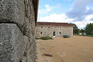 ext-130-petit.jpg_1