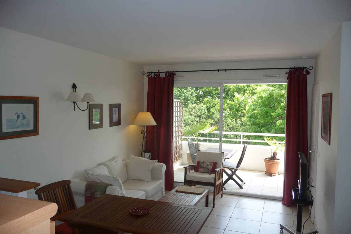 APPARTEMENT LAUSSUCQ