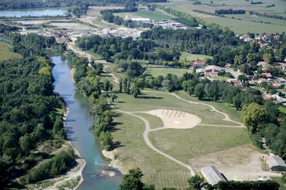 Adour 4