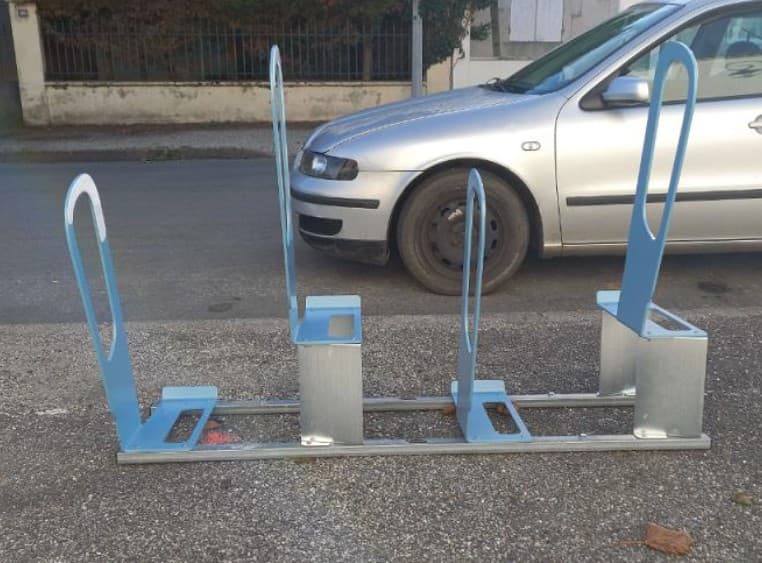 Aire de service vélo_Poste de Buzet