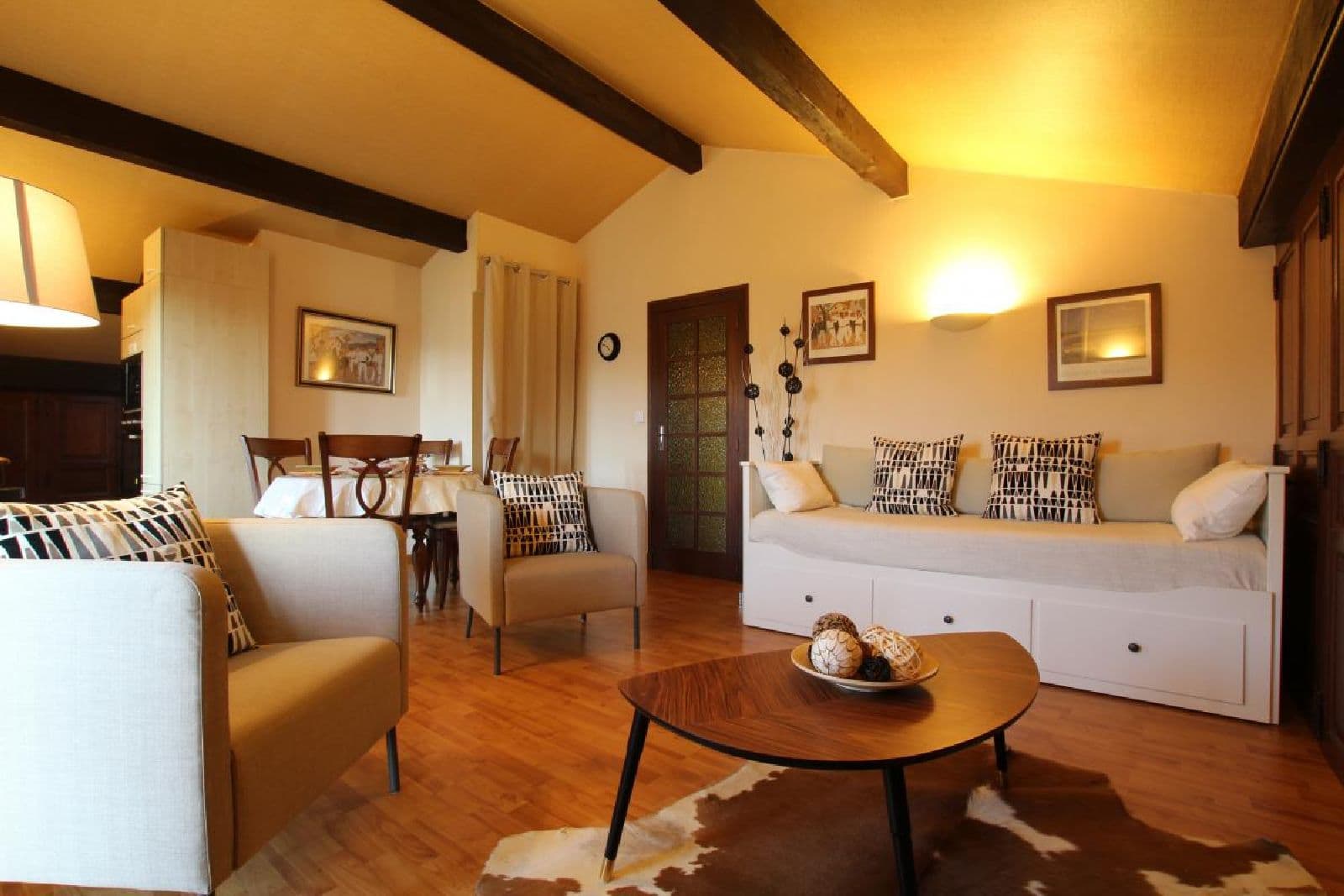 Appartement Videgain espace salon - St Jean Pied de Port