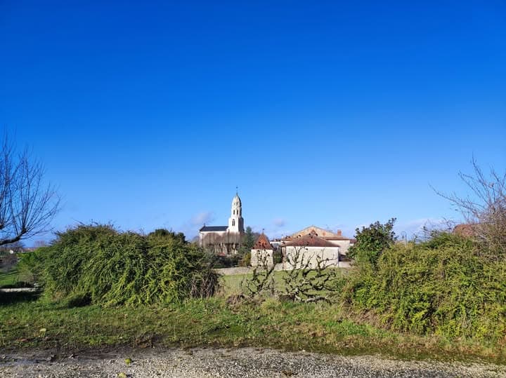Périgord Inattendu - Village Fleuri Bertric-Burée