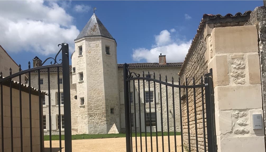 Le Logis de Pierre Levée à Bessines