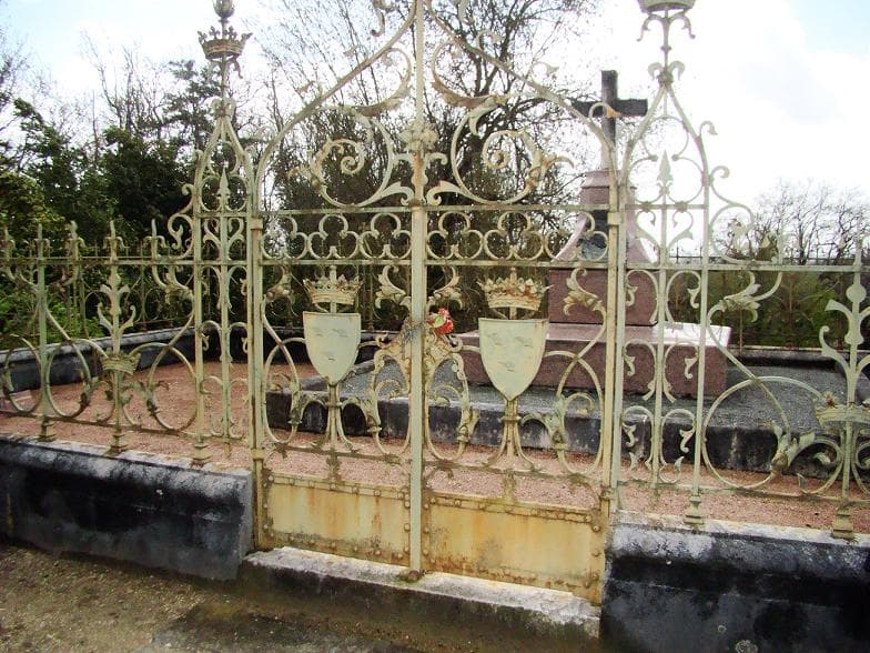 BONZAC EGLISE