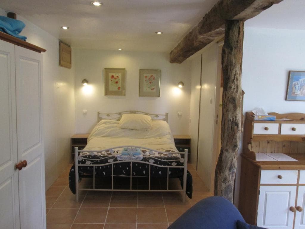 CLARKE - B&B Le Petit Lavoir - Saint-Paul Lizonne (2)