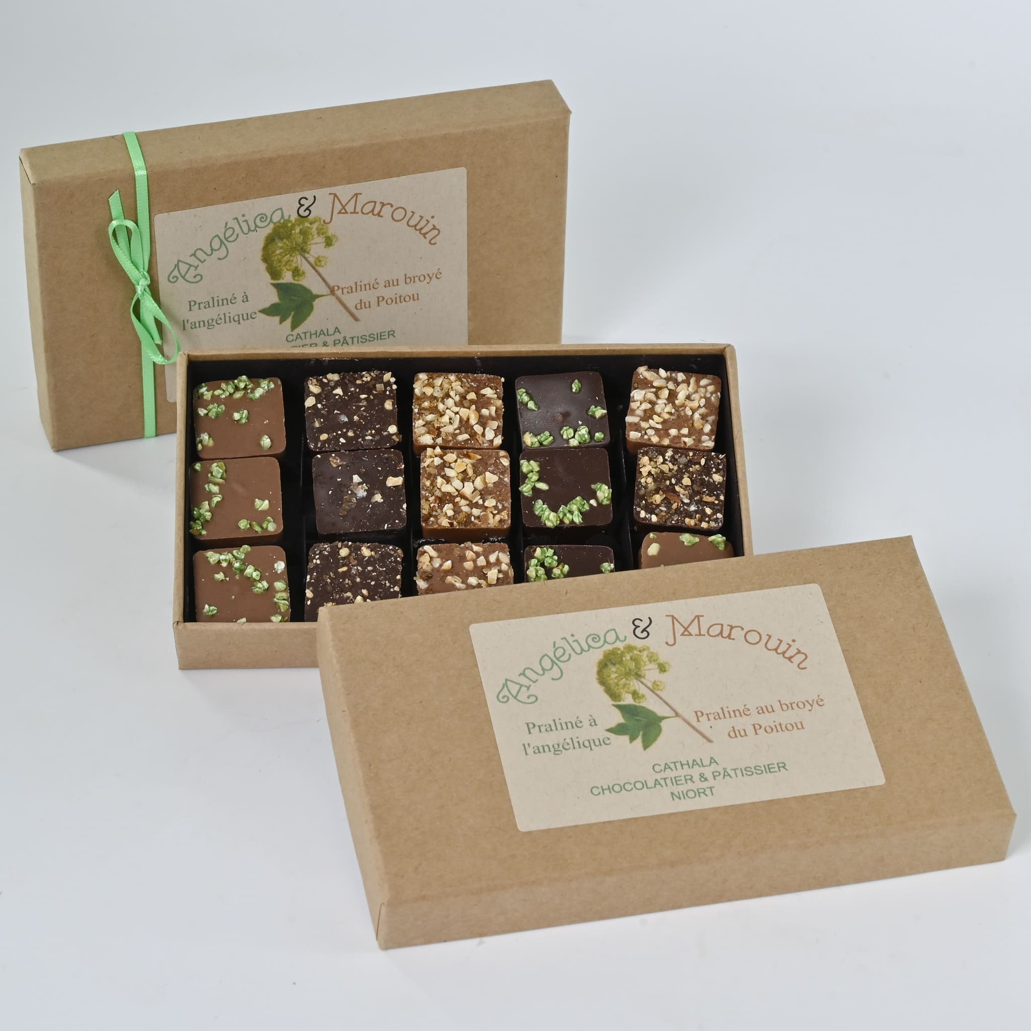 COFFRET ANGELICA ET MAROUIN