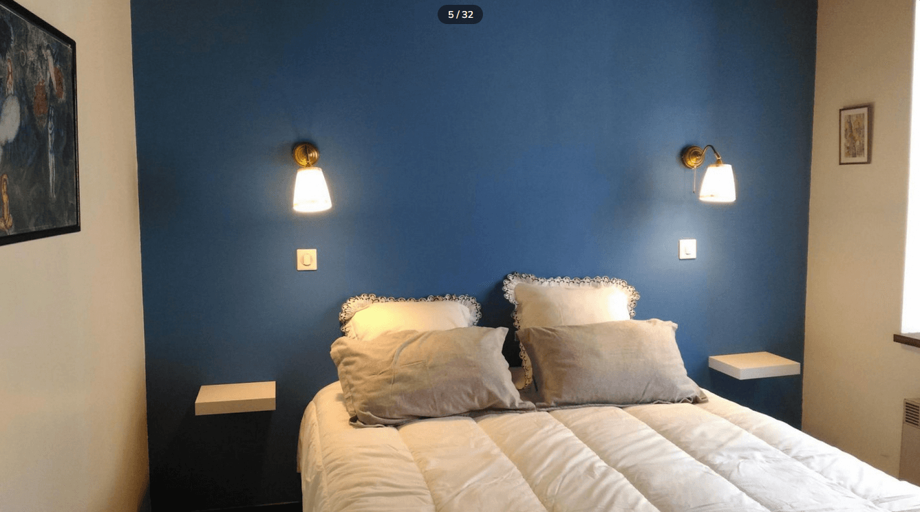 Chambre au 1er étage : 1 lit 160*200