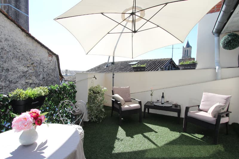 Capuc'Inn - terrasse chambre lili