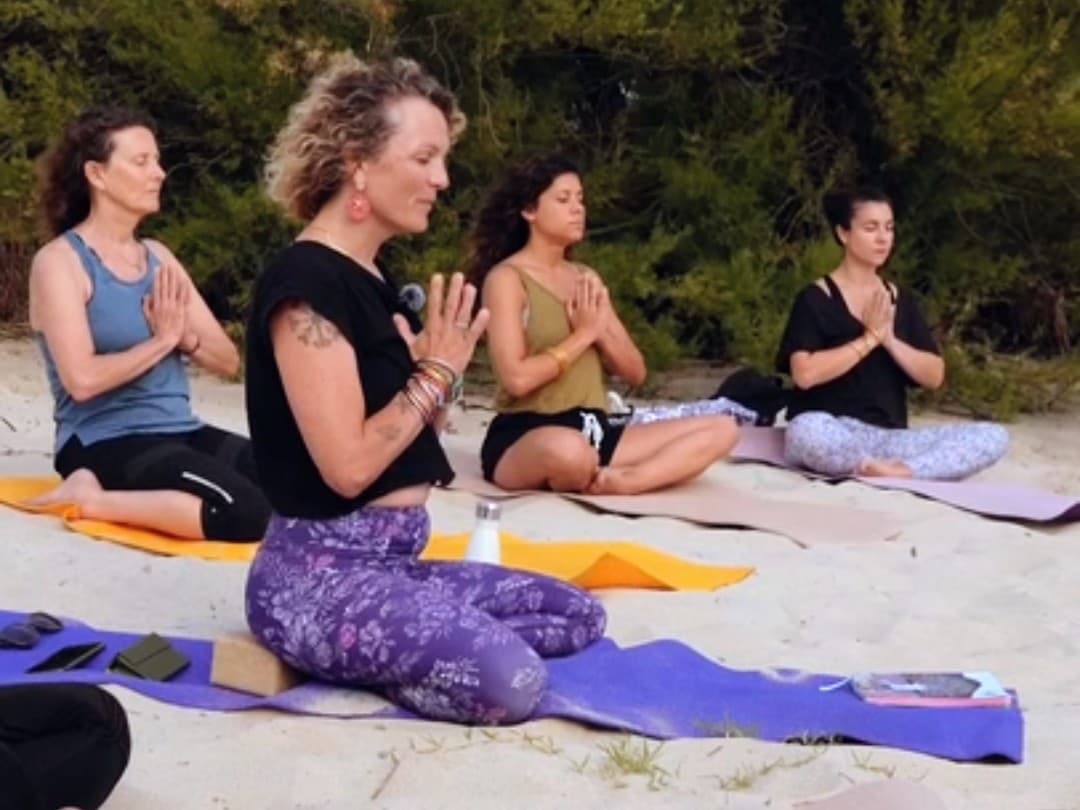 Caroline-Yoga-2026-meditation(1)