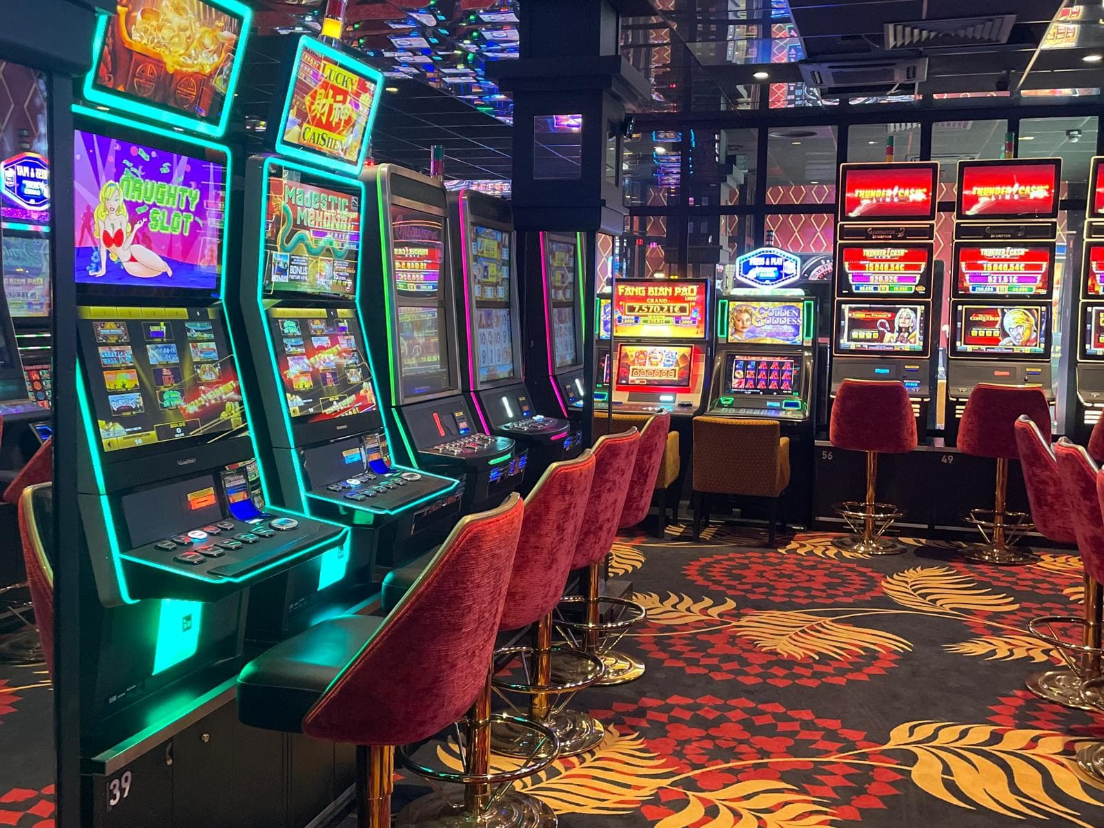 Casino Hendaye - Salle machine 1