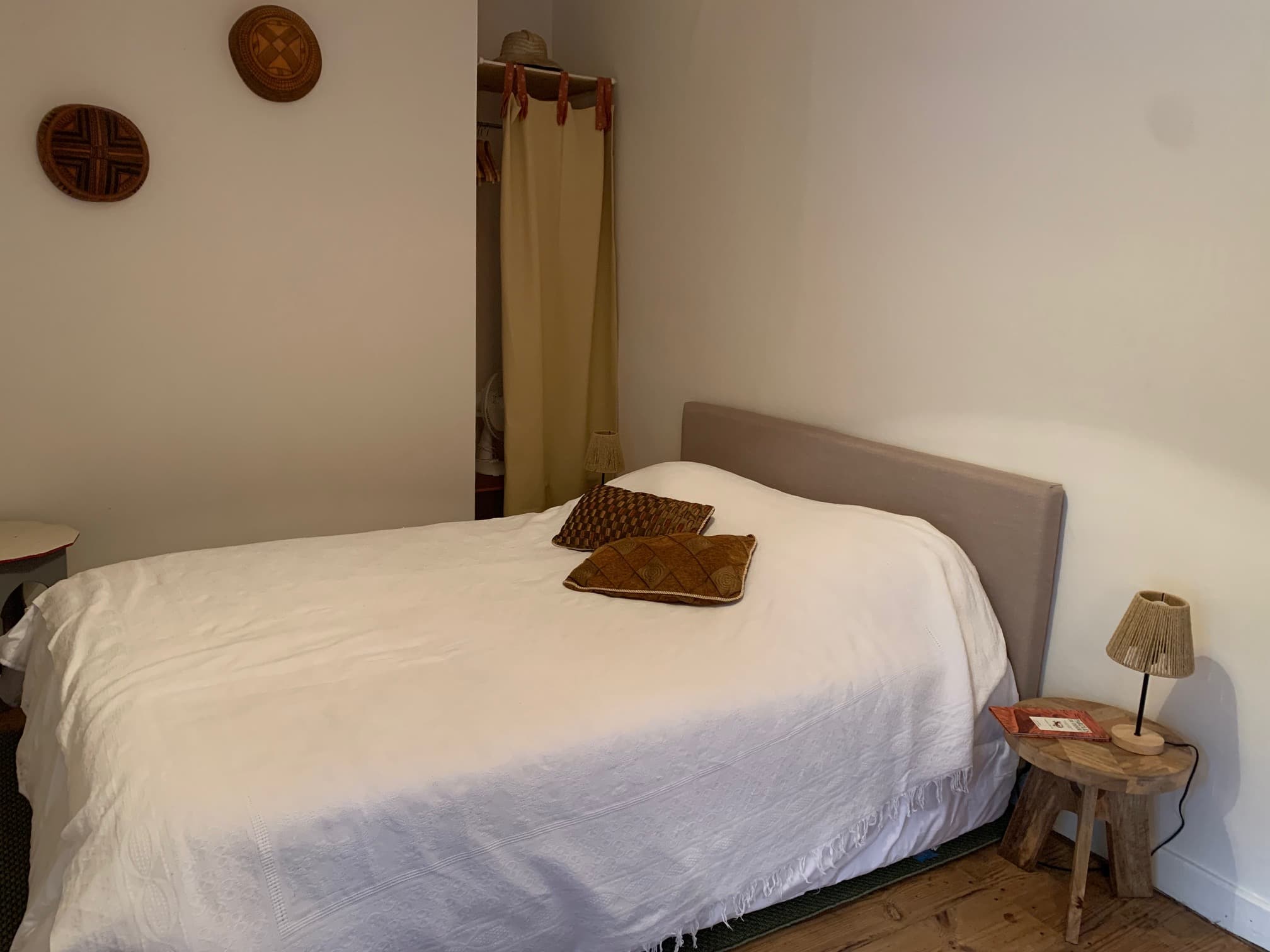 Chambre 2 La Maison des Peintres 2025 ©OTC