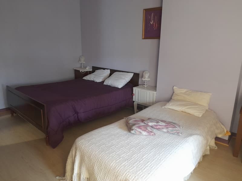 Chambre violette La Grange de Mamie