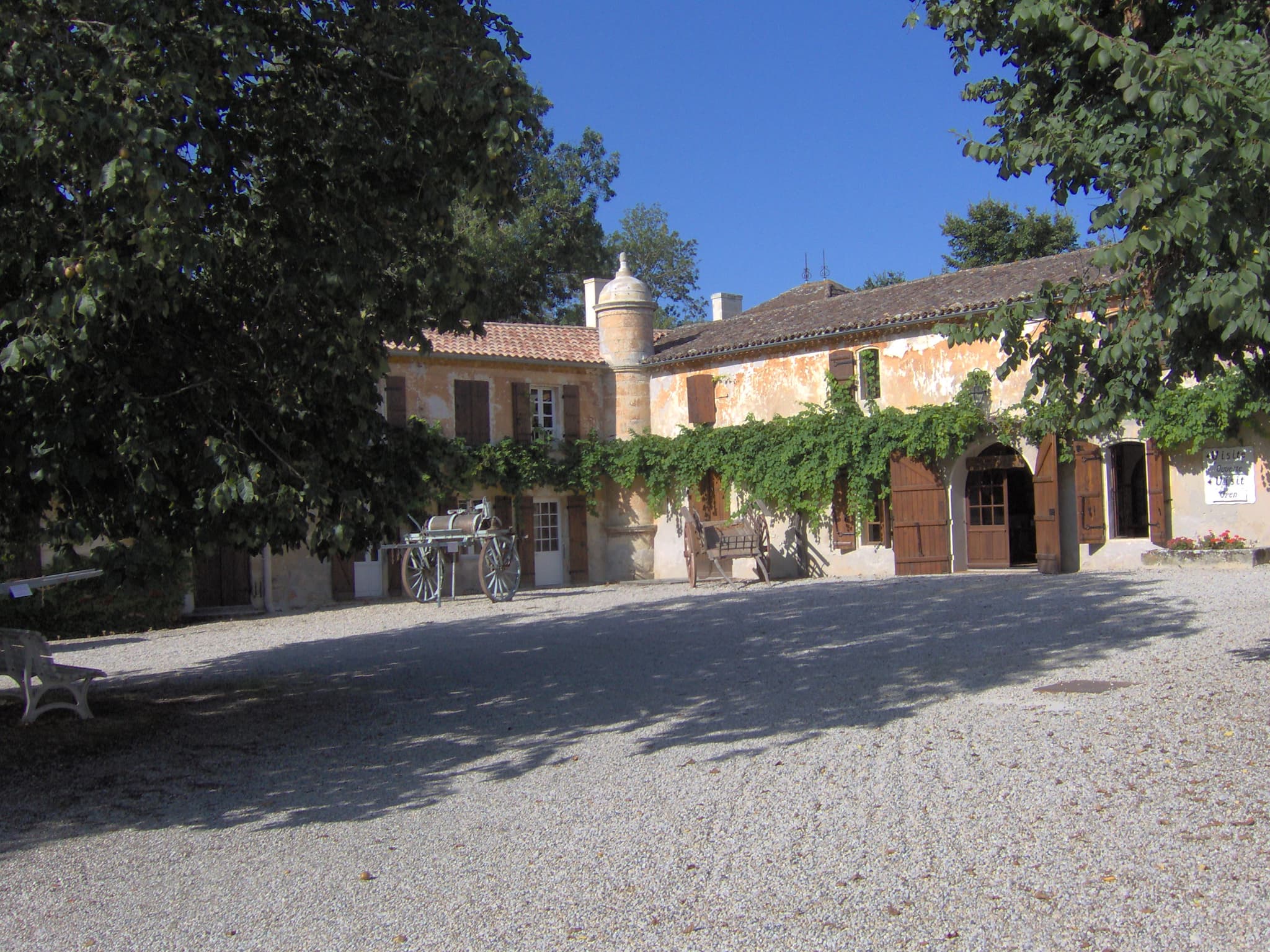 château La Tour de By 5
