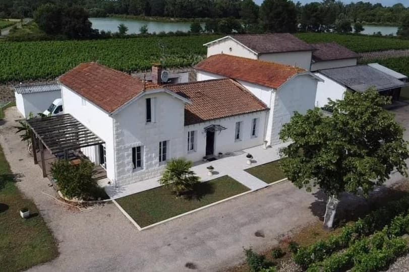 Chateau Semonlon Vignobles Dumora Avensan