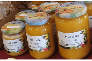 Chez mme Abeille