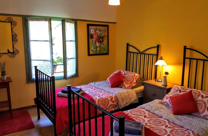 Chez Vezere - TWIN BEDROOM -Les Eyzies -Gite Alors -Chambre Twin 2024©Paul_Lowther
