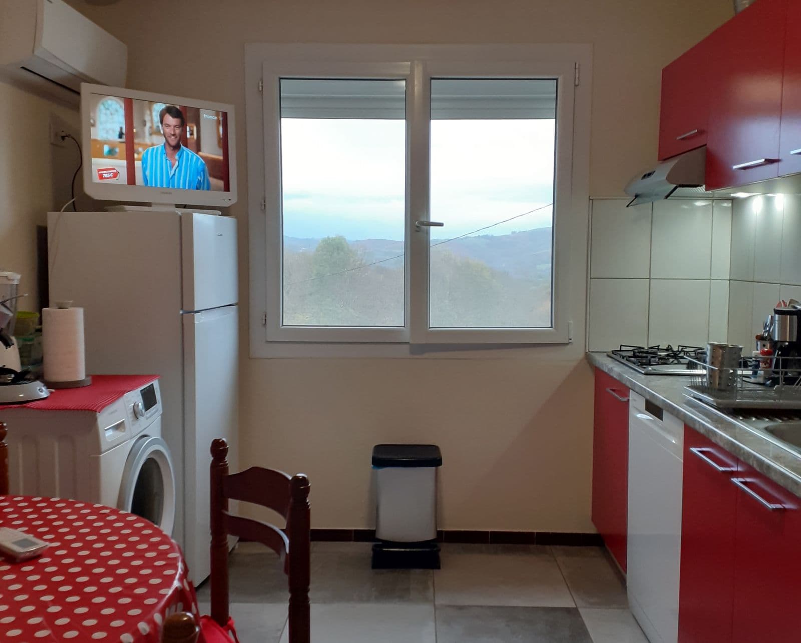 Cuisine . Autre vue