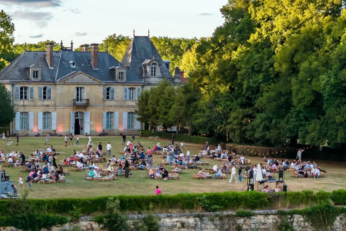 Garden Party Château de Tiregand