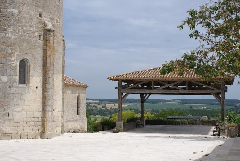 Eglise romane Notre Dame à Monteton