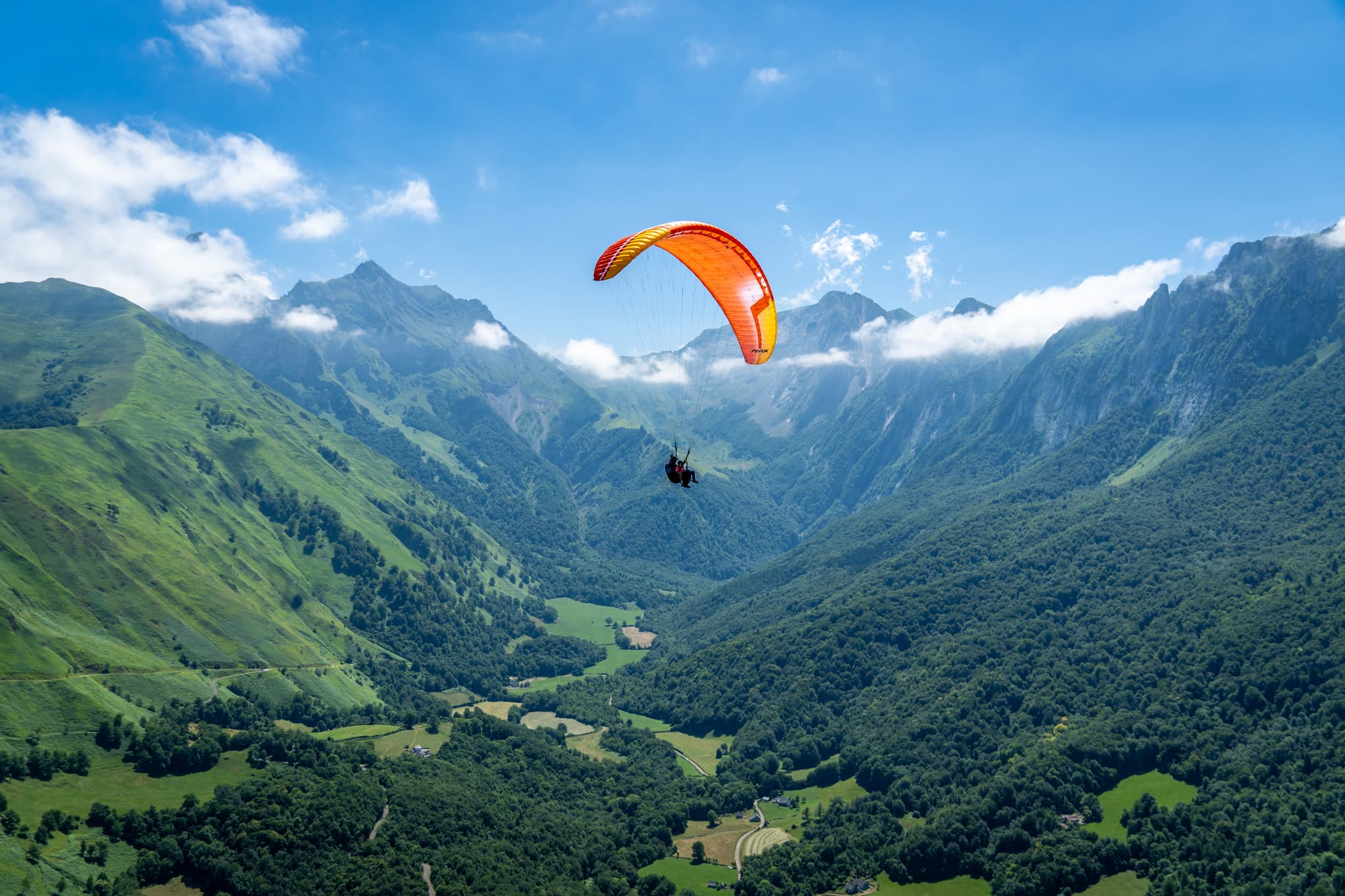 Parapente à Accous en vallée d'Aspe