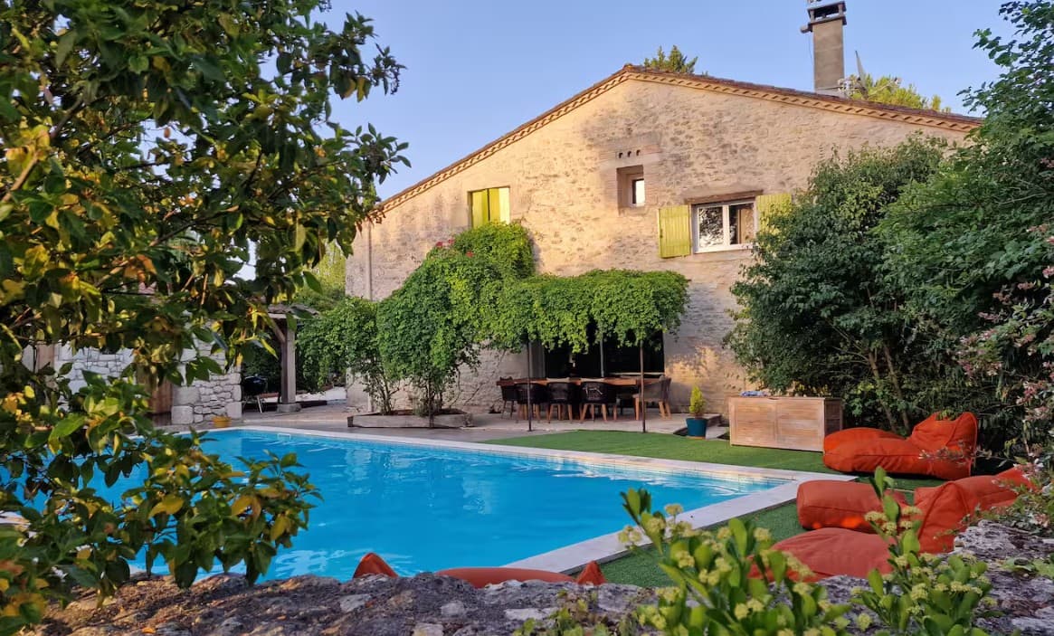 Domaine la Bellevue Esclottes façade