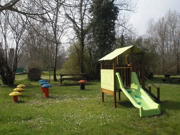 L'aire de jeux du site du Duellas