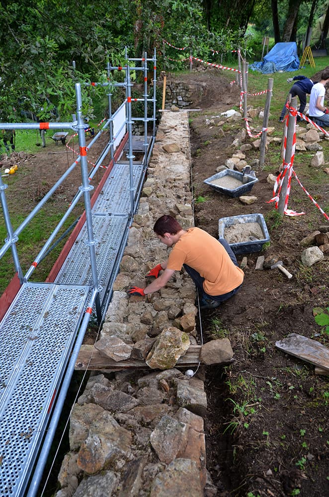 Bénévole sur chantier