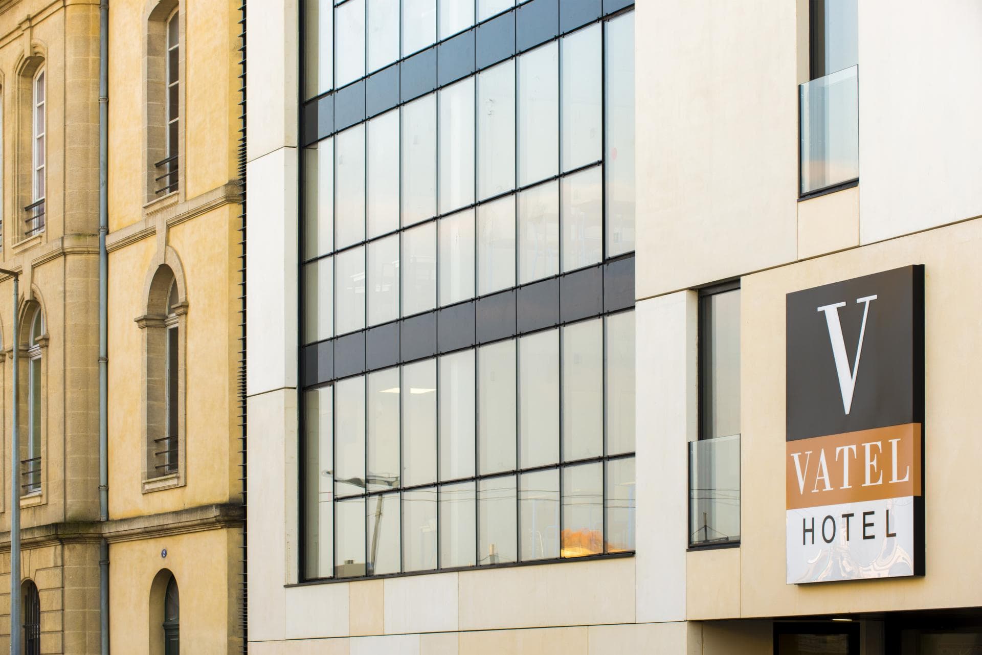 Facade hotel 7