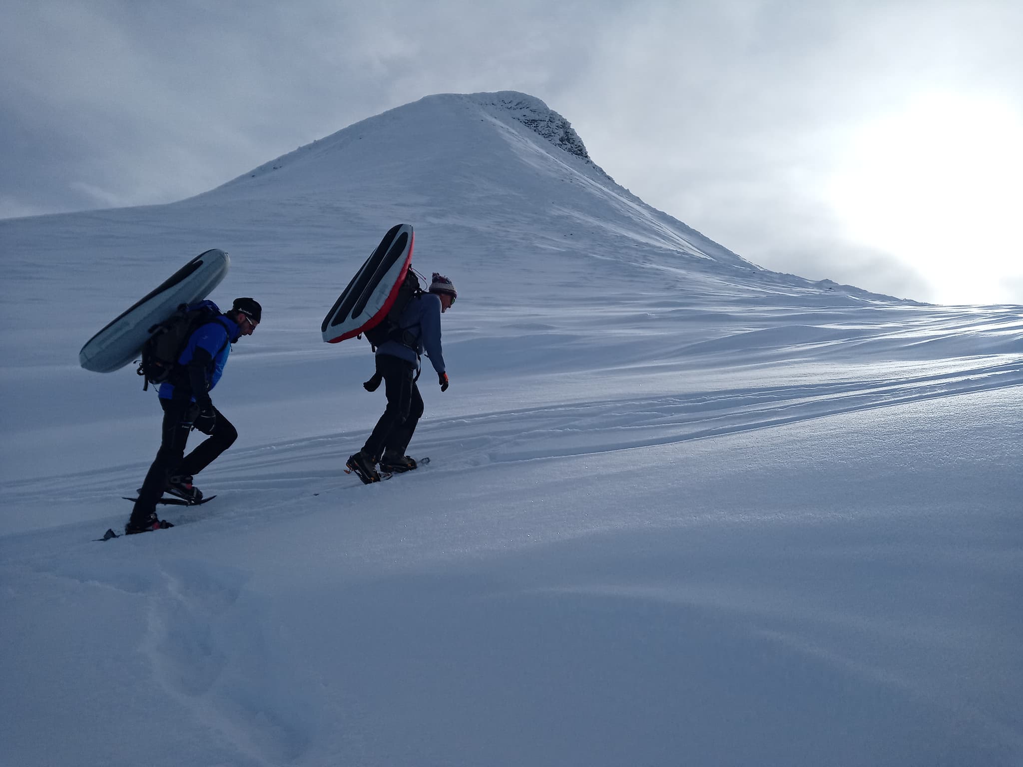 Freeride raquettes-airboard à la Pierre Saint-Martin