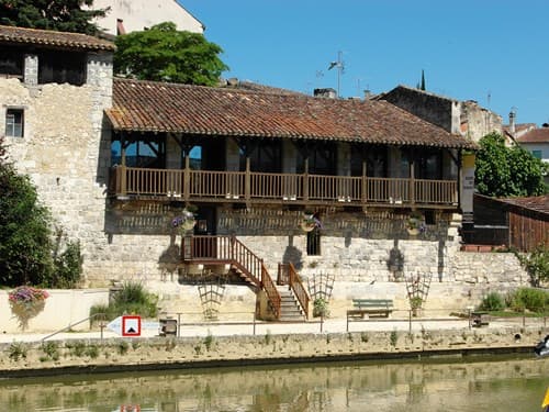 Galerie de Tannerie Nerac Vue cote quais de Baise