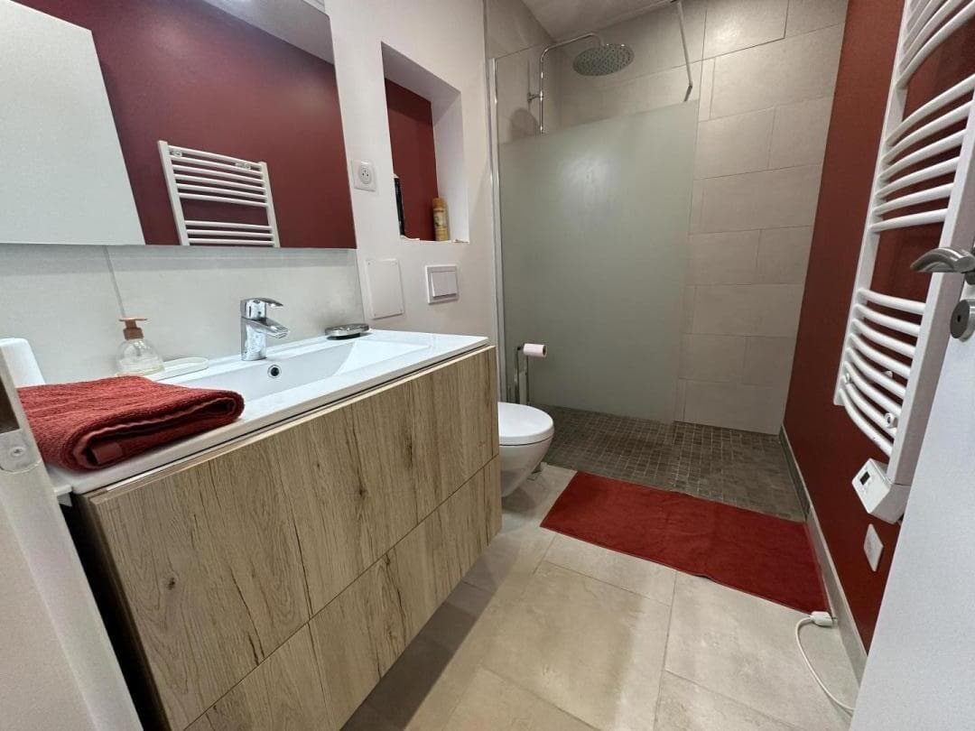 Gîte du Muth salle de bains chambre 1 rdc ©GDF